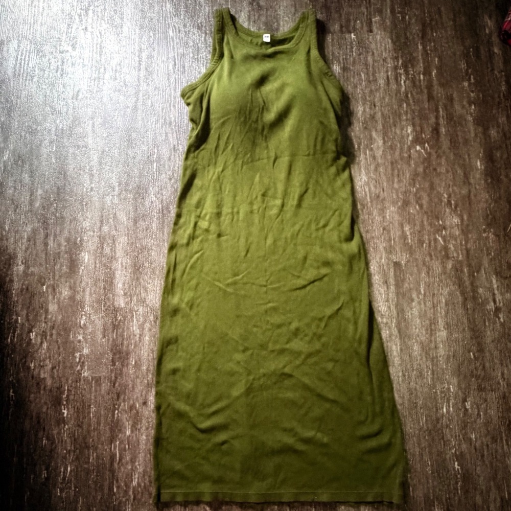 Uniqlo Dress Women Large Olive Green Built In Bra Ribbed Sleeveless Bodycon Tank
